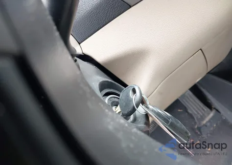 2016 Hyundai Elantra Se z USA, uszkodzony, nr VIN 5NPDH4AE3GH755703